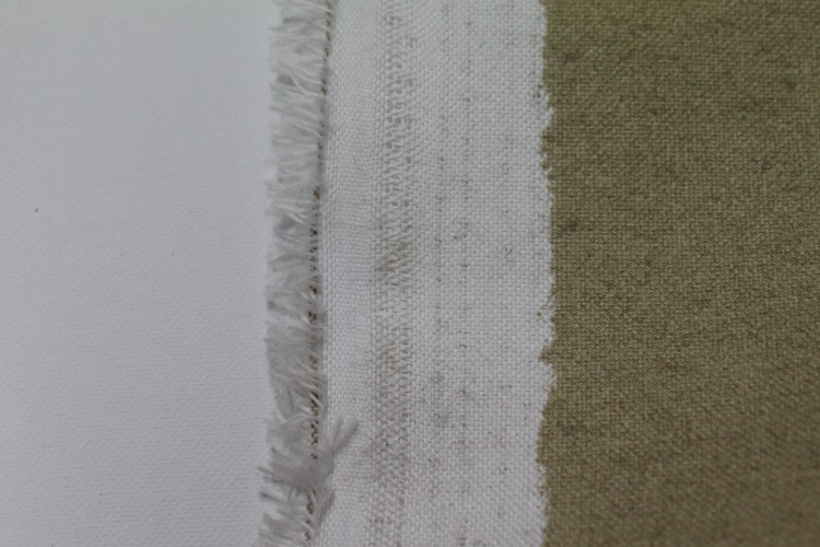 Grundiertes Polyester AIDA 290g 2.10m breit Nr.2415